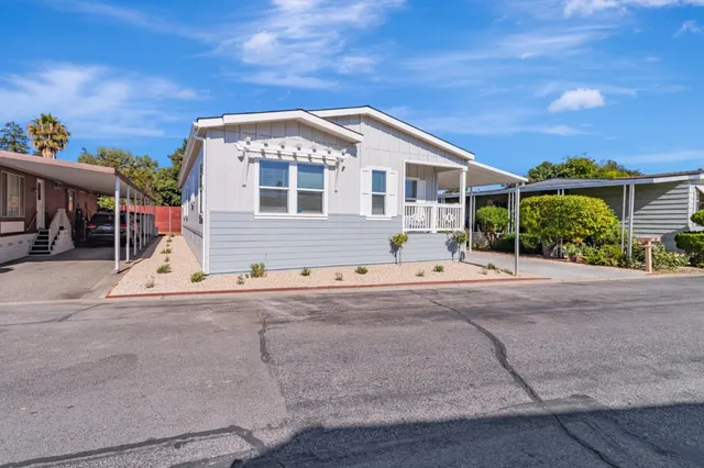 a front view of house with yard