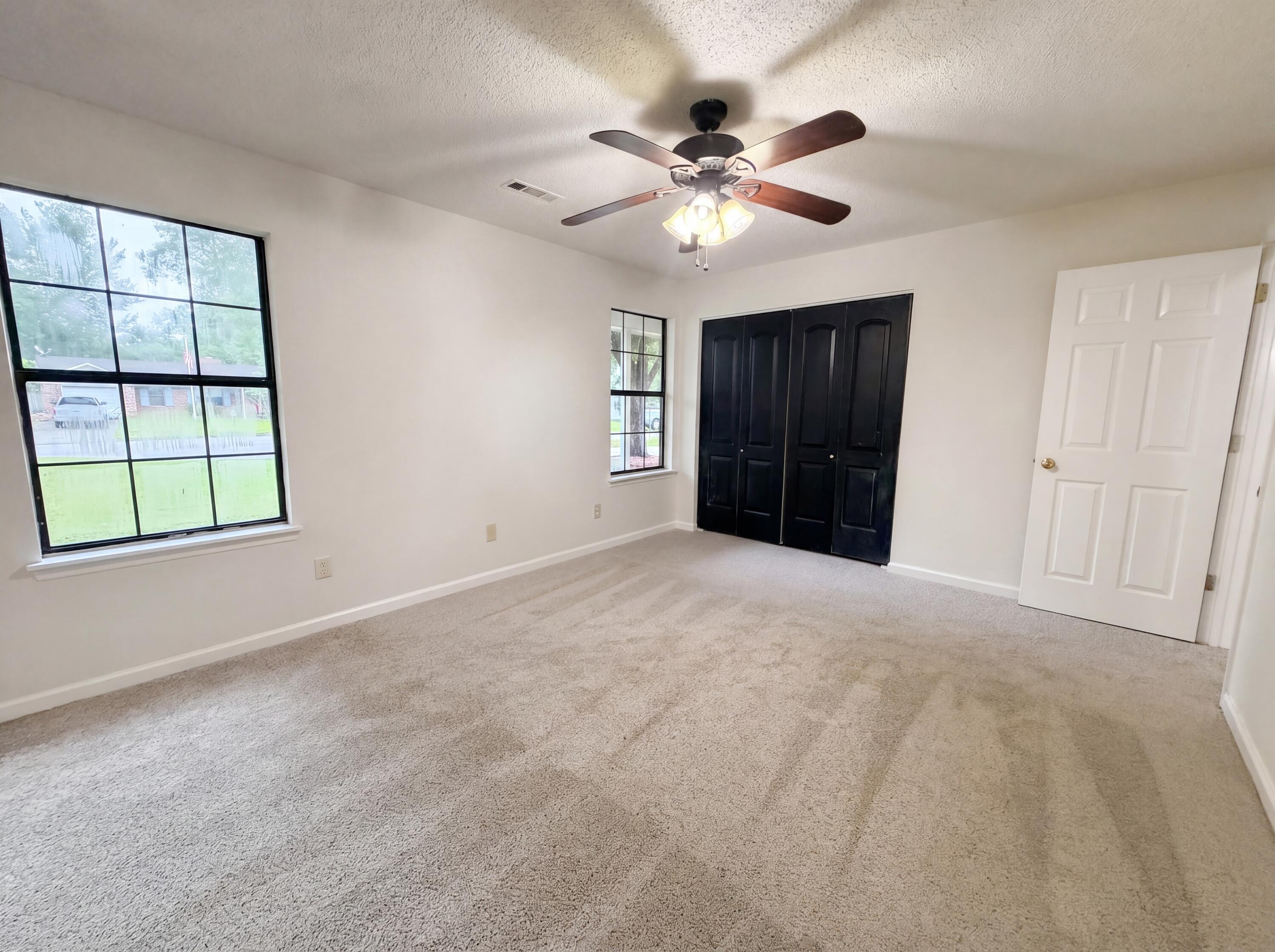 422 Allen Court Ladson, SC 29456 - Photo 8 of 17