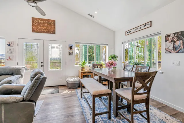 $1,675,000 | 268 Eucalyptus Road, Petaluma, CA 94952