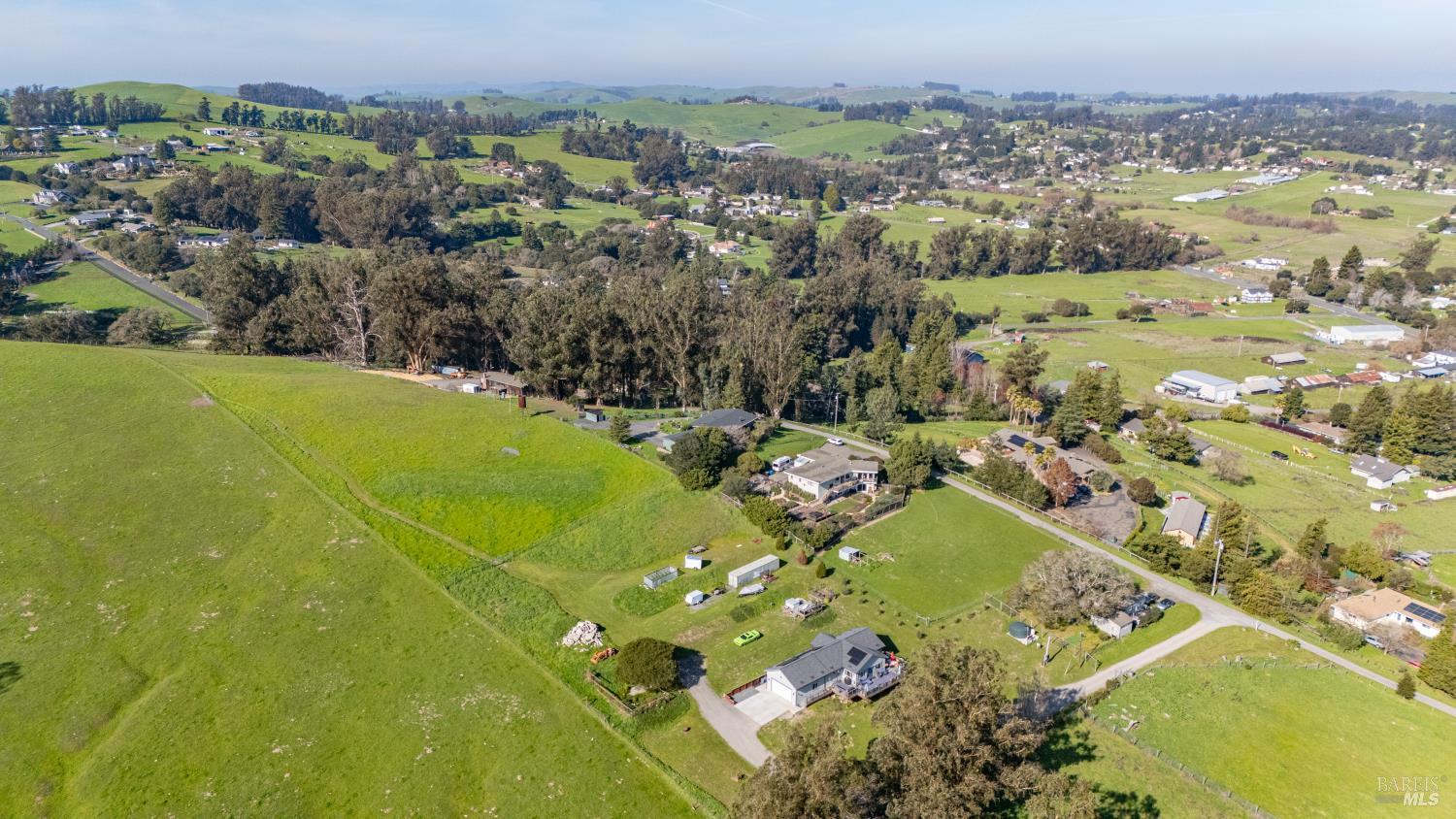 268 Eucalyptus Road Petaluma, CA 94952 - Photo 13 of 48