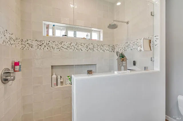 $1,675,000 | 268 Eucalyptus Road, Petaluma, CA 94952