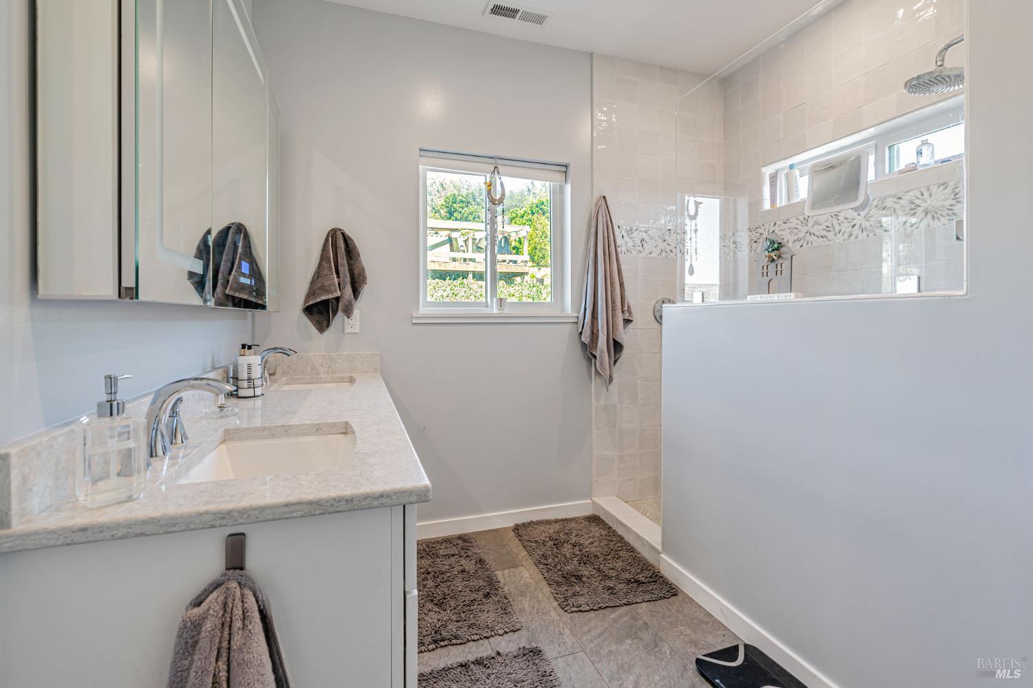 268 Eucalyptus Road Petaluma, CA 94952 - Photo 33 of 48