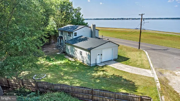 $399,999 | 96 Riviera Drive, Pennsville, NJ 08070