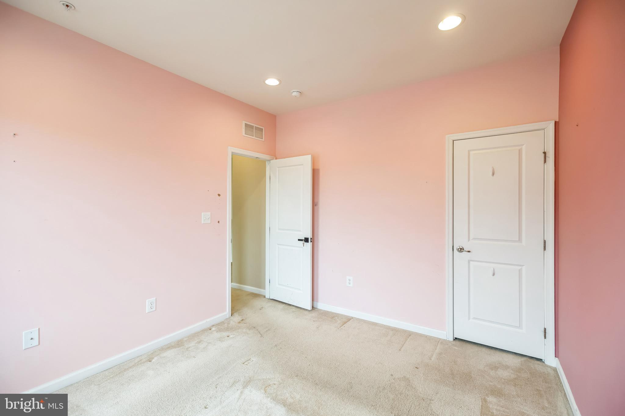 2601 St Marys View Road Accokeek, MD 20607 - Photo 20 of 33 an empty room with closet area