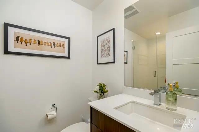 715 Rockview Road Novato, CA 94949 - Photo 10 of 36 Main Level Primary Bathroom