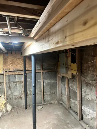 $230,000 | 7 Washington Street, Augusta, ME 04330