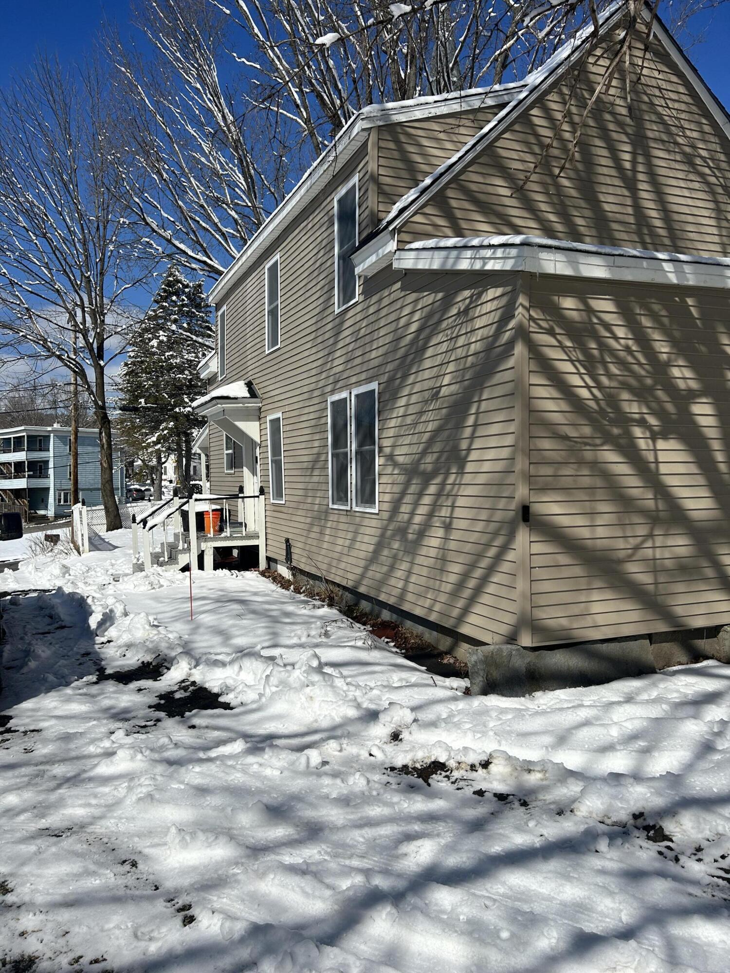 7 Washington Street Augusta, ME 04330 - Photo 3 of 31 IMG_4796