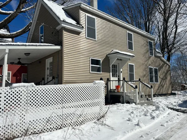 $230,000 | 7 Washington Street, Augusta, ME 04330