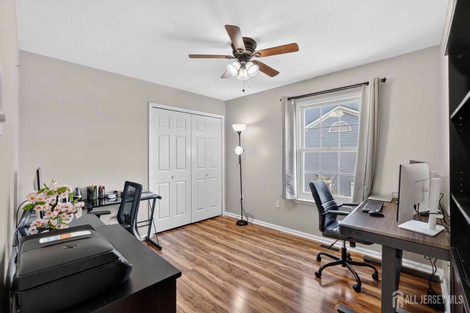 217 Prestwick Way Edison, NJ 08820 - Photo 23 of 30