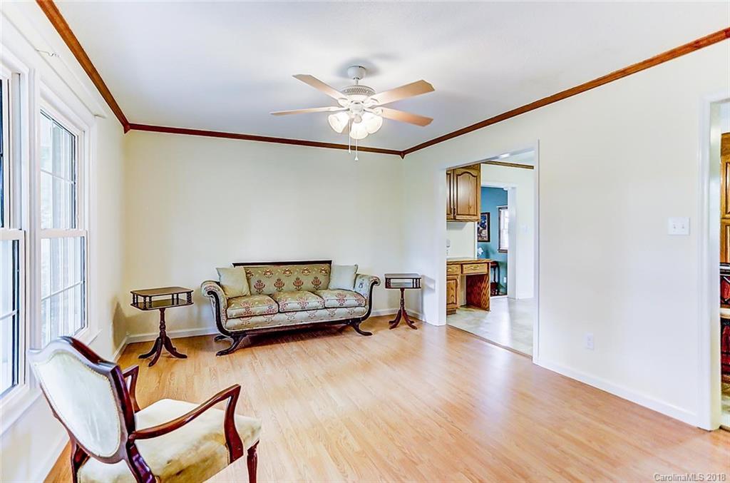 4416 Linwood Road Gastonia, NC 28052 - Photo 5 of 22 Gallery Image 5