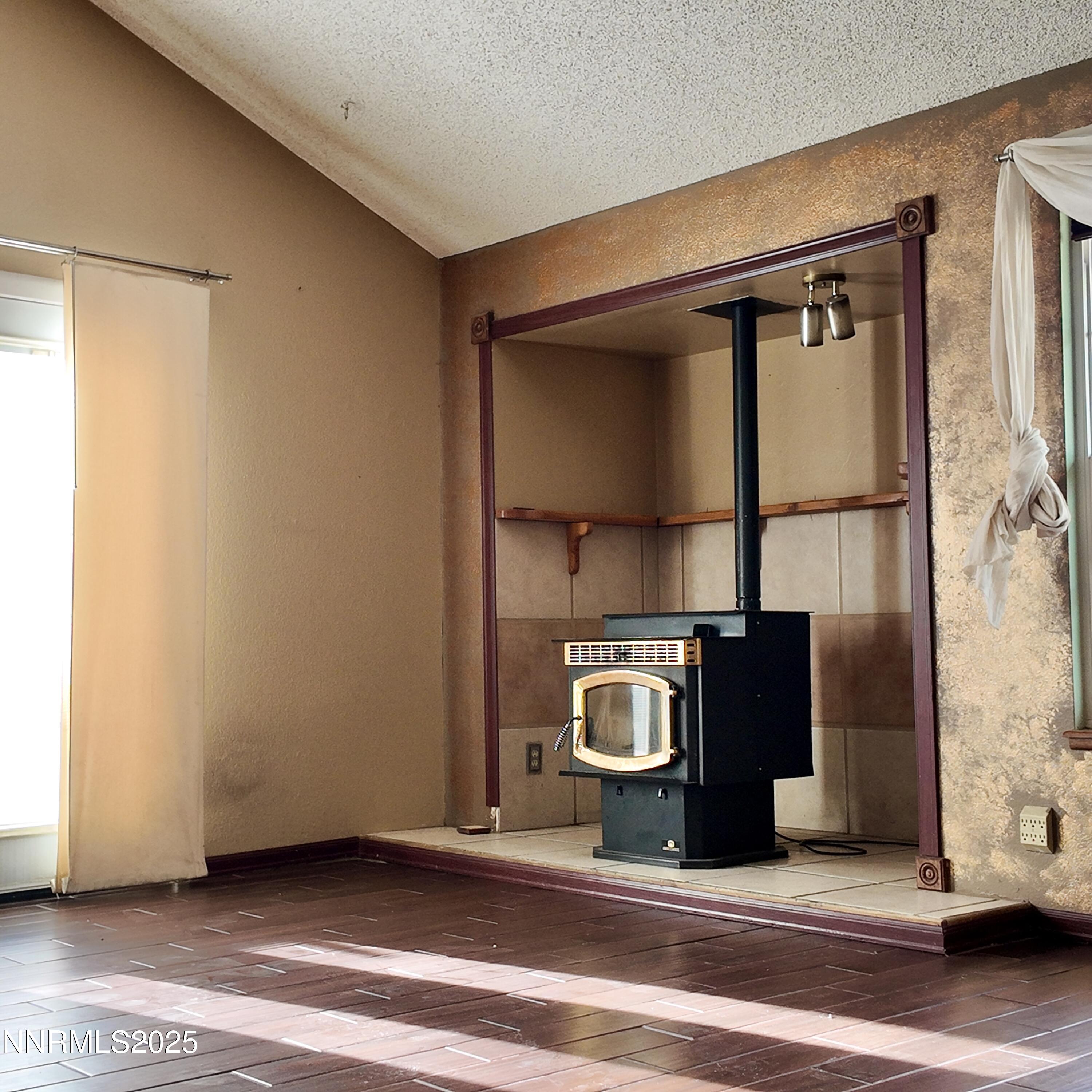 455 Connely Street Hawthorne, NV 89415 - Photo 14 of 43 a view of a storage & utility room