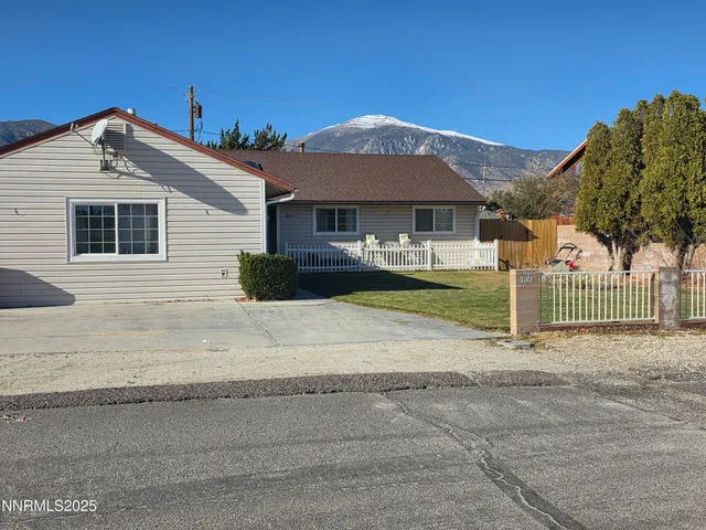 $325,000 | 455 Connely Street, Hawthorne, NV 89415