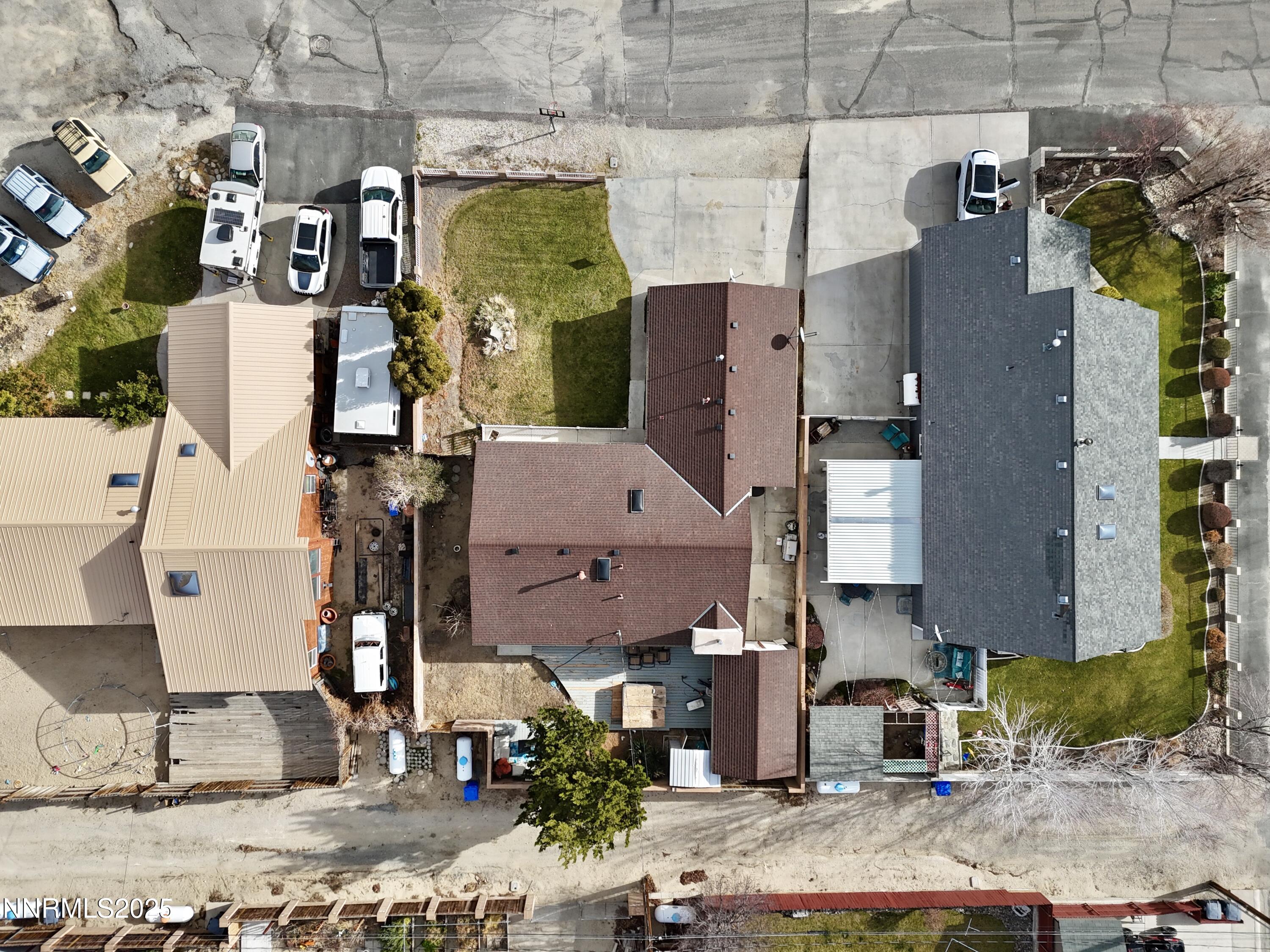 455 Connely Street Hawthorne, NV 89415 - Photo 40 of 43 an aerial view of houses with outdoor space
