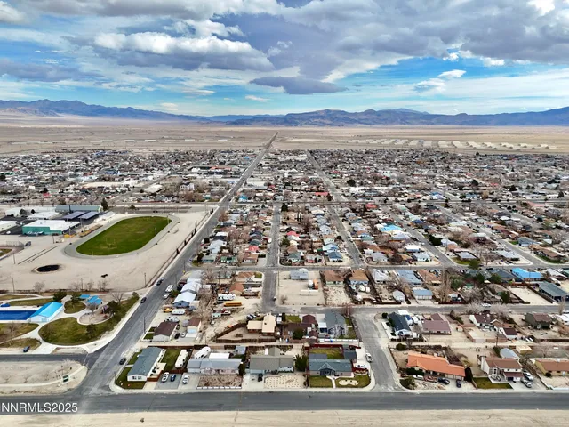 $325,000 | 455 Connely Street, Hawthorne, NV 89415