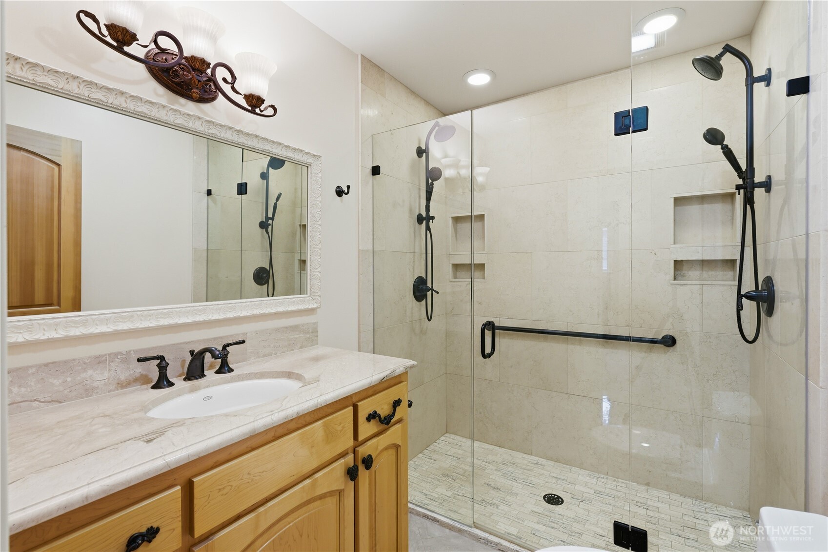 3821 Shelby Road Lynnwood, WA 98087 - Photo 16 of 40