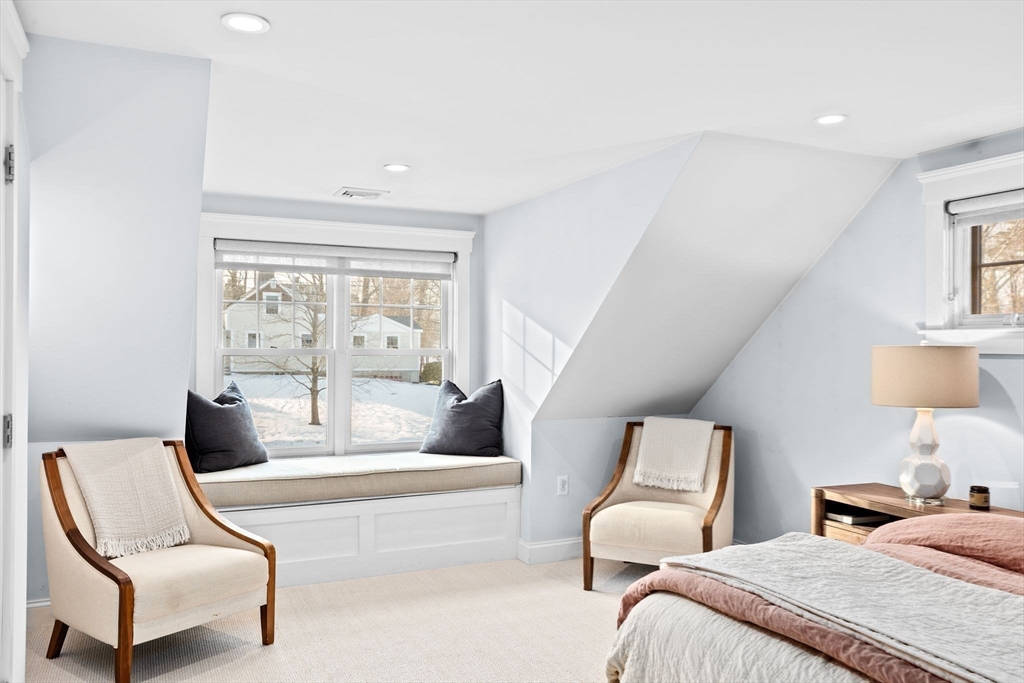 54 Dreamwold Road Scituate, MA 02066 - Photo 24 of 41 a living room with furniture and a large window