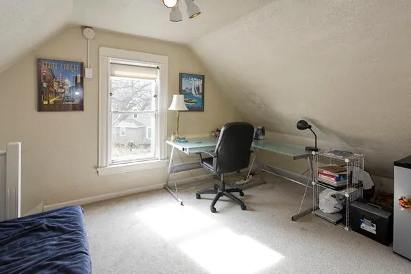 $2,550 | 2309 Cole Avenue Southeast, Minneapolis, MN 55414