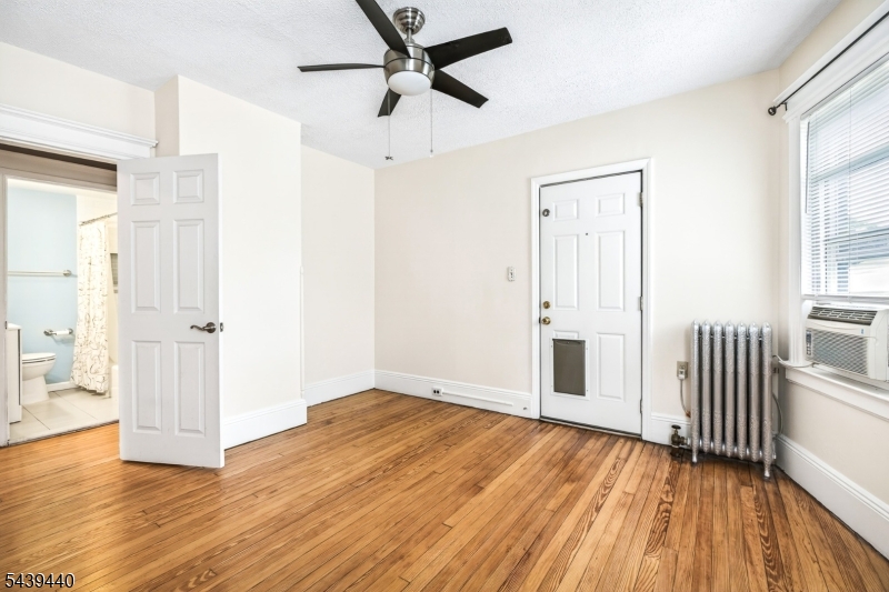 97 Berkeley Avenue, Unit 2 Bloomfield, NJ 07003 - Photo 5 of 22