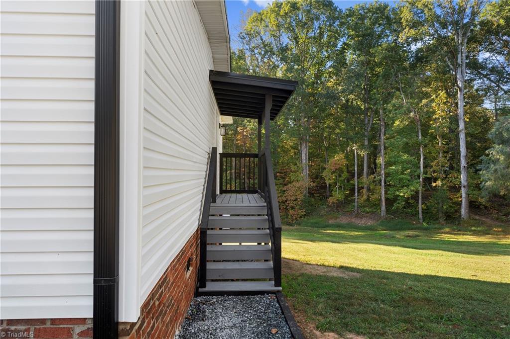 677 Mt Shepherd Road Asheboro, NC 27205 - Photo 5 of 31 Gallery Image 5