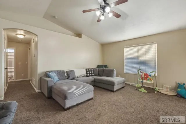 $330,000 | 1202 Ashland Drive, Ammon, ID 83406