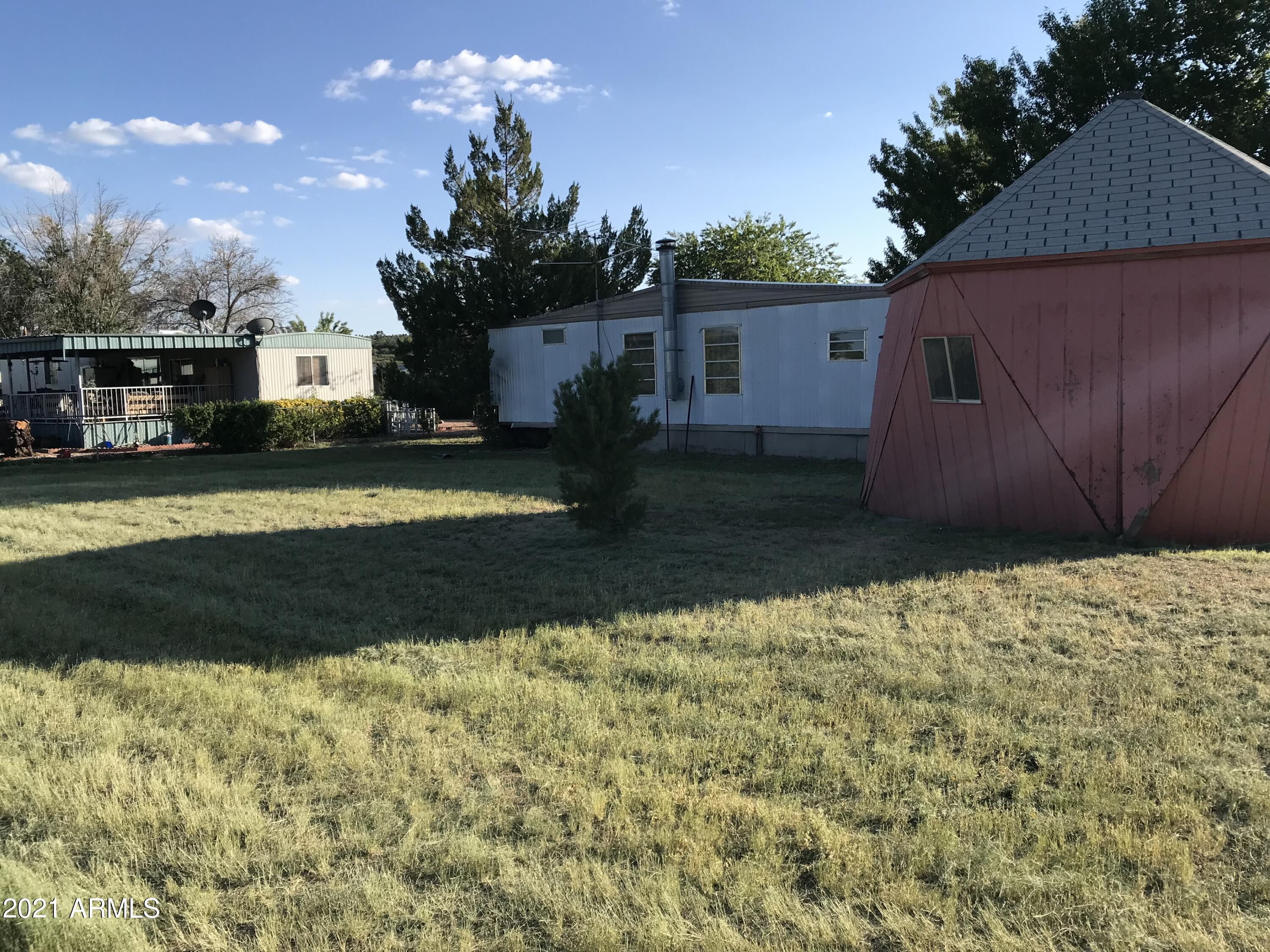 18405 Pioneer Avenue Peeples Valley, AZ 86332 - Photo 11 of 40 IMG_1441