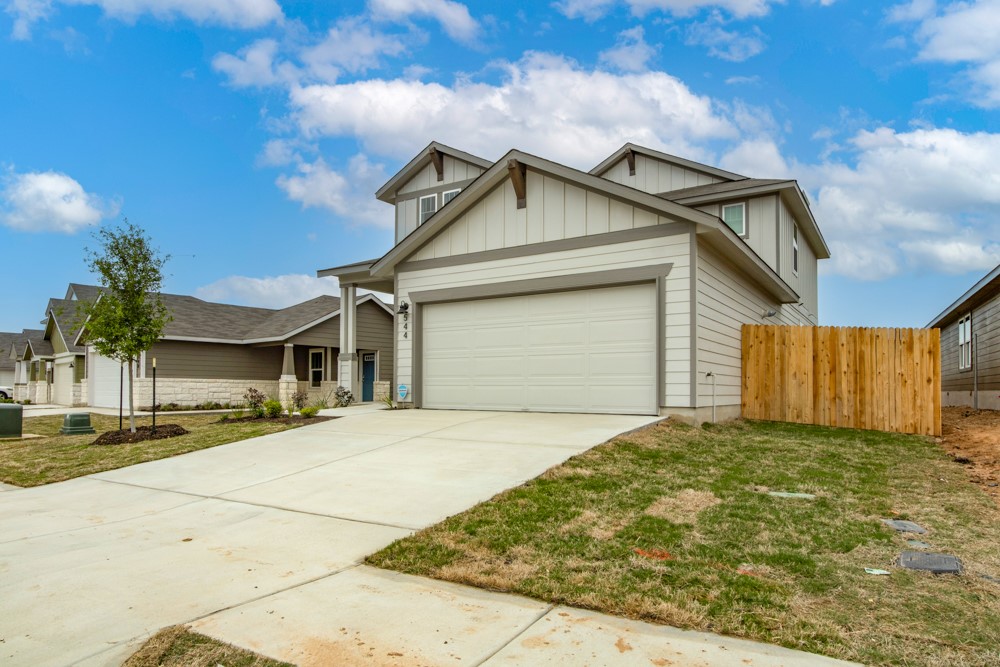 544 View Drive Georgetown, TX 78628 - Photo 3 of 39