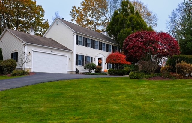 192 Alpine Estates Drive Cranston, RI 02921 - Photo 3 of 32