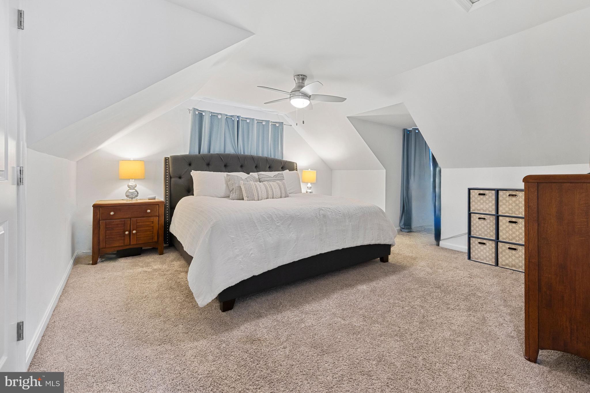 511 Greenwood Road Linthicum Heights, MD 21090 - Photo 7 of 26 a bedroom with bed and window