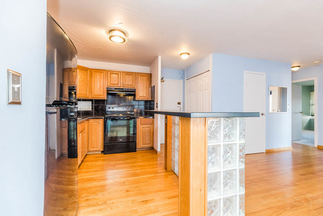 6157 North Sheridan Road, Unit 6A Chicago, IL 60660 - Photo 11 of 18