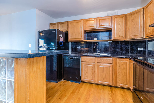 6157 North Sheridan Road, Unit 6A Chicago, IL 60660 - Photo 9 of 18