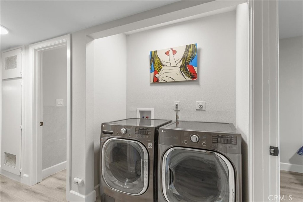 1353 Termino Avenue Long Beach, CA 90804 - Photo 13 of 33 a view of that has washer and dryer