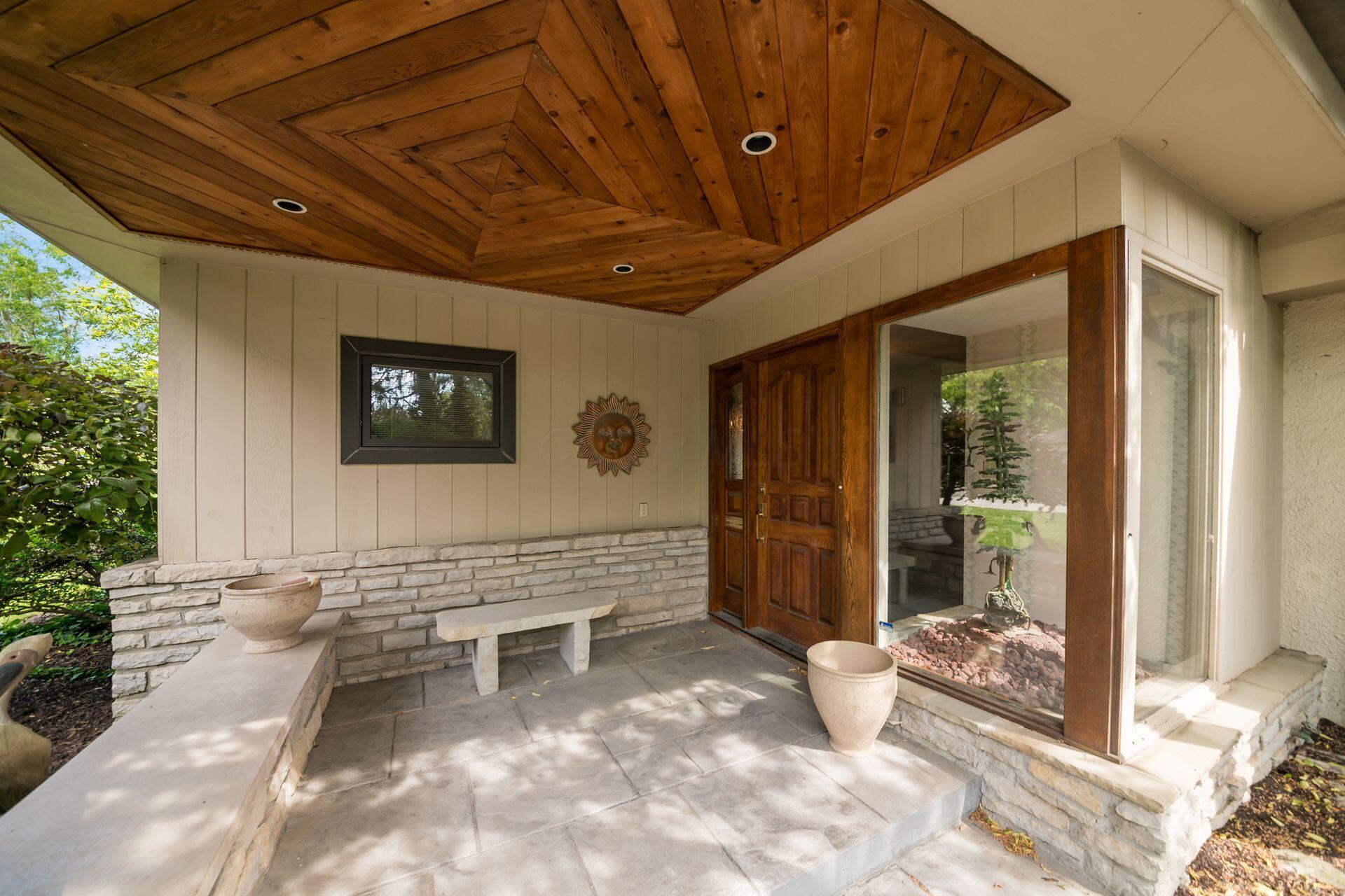 004_9e2_L 2511 Edington Rd004