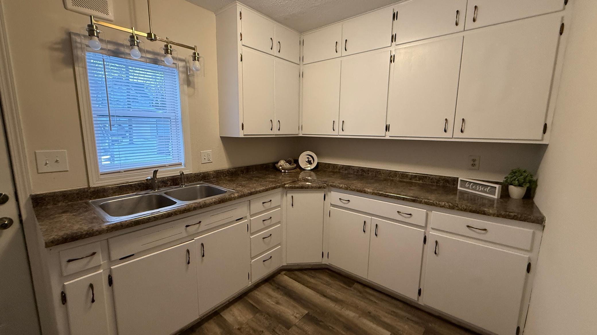 115 North 8th Street Montevideo, MN 56265 - Photo 14 of 28