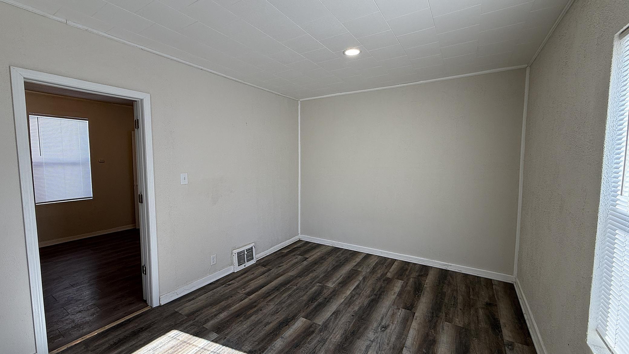 115 North 8th Street Montevideo, MN 56265 - Photo 9 of 28