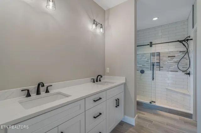 $499,900 | 5034 Grove Park Court Northeast, Cleveland, TN 37312