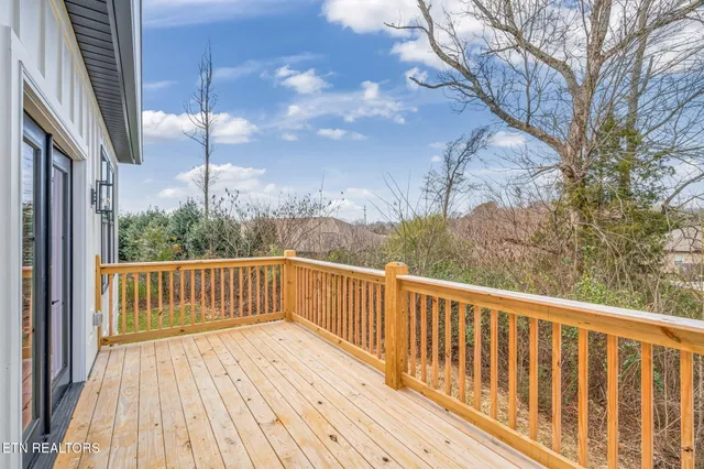 $499,900 | 5034 Grove Park Court Northeast, Cleveland, TN 37312