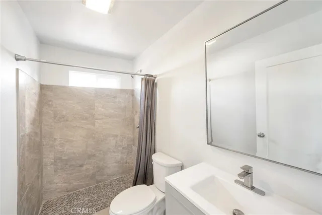 $3,500 | 17609 Covello Street, Van Nuys, CA 91406