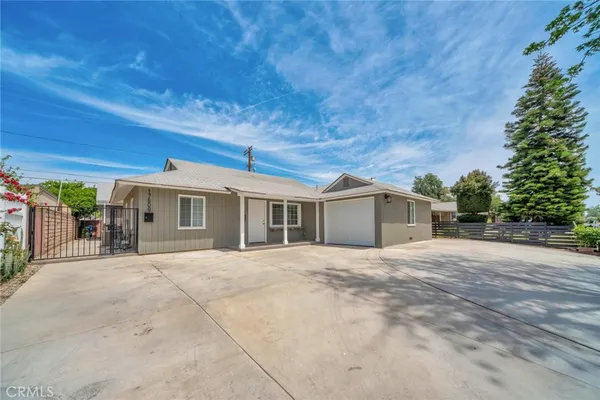 $3,500 | 17609 Covello Street, Van Nuys, CA 91406