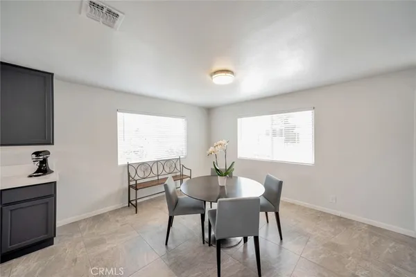$3,500 | 17609 Covello Street, Van Nuys, CA 91406