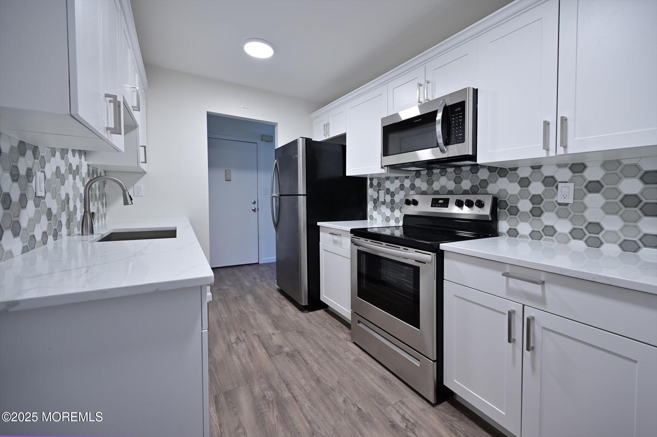 95 Arrowood Road, Unit A Manalapan, NJ 07726 - Photo 10 of 23 11-GBA_1122
