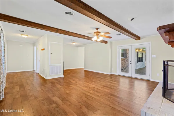 $275,000 | 213 Dogwood Lane, Batesville, MS 38606