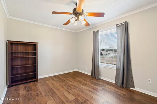 $275,000 | 213 Dogwood Lane, Batesville, MS 38606