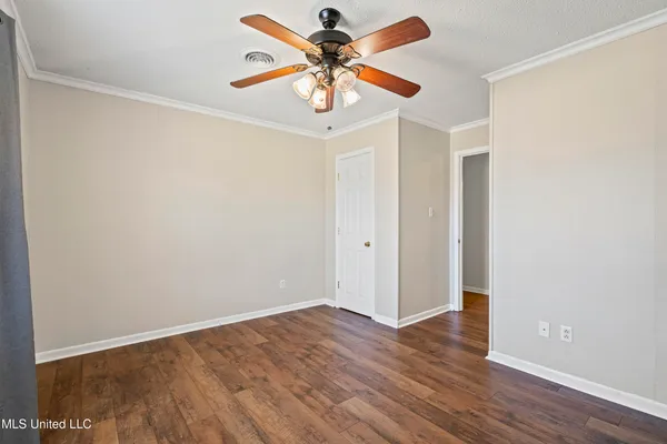 $275,000 | 213 Dogwood Lane, Batesville, MS 38606