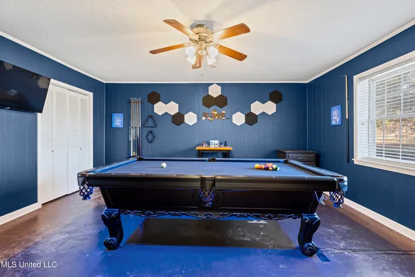 $275,000 | 213 Dogwood Lane, Batesville, MS 38606