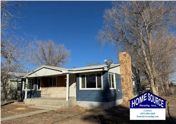 $169,900 | 1120 East Fremont Avenue, Riverton, WY 82501