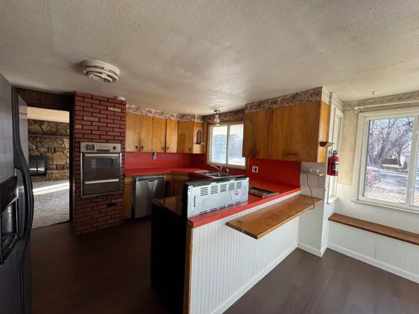 $169,900 | 1120 East Fremont Avenue, Riverton, WY 82501