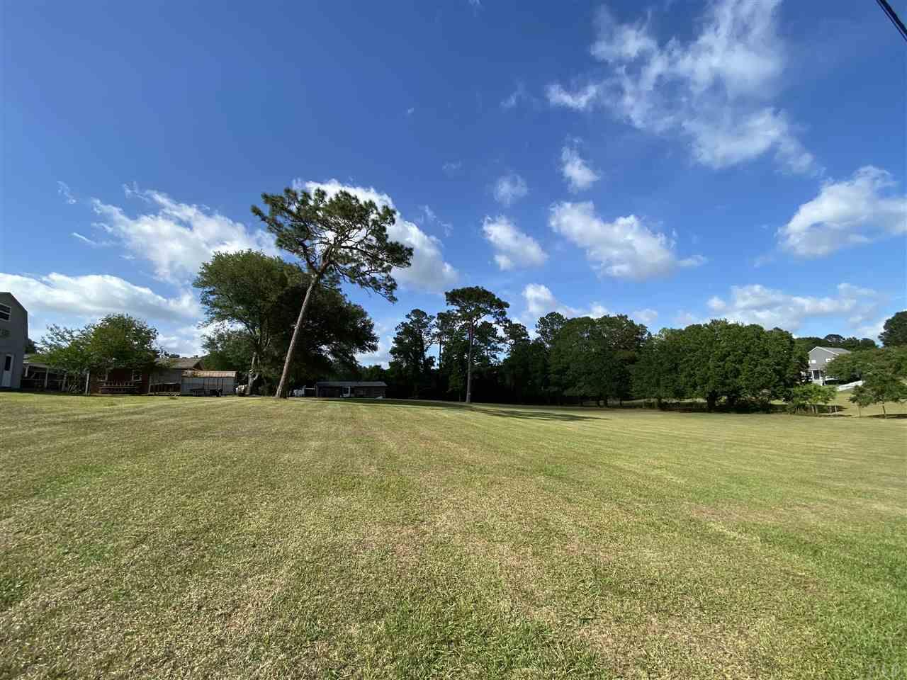 720 Green Hills Road Cantonment, FL 32533 - Photo 14 of 27 Gallery Image 14