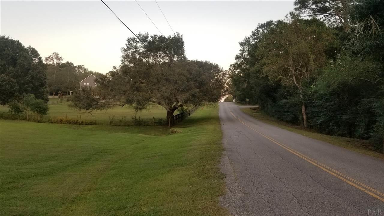 720 Green Hills Road Cantonment, FL 32533 - Photo 18 of 27 Gallery Image 18