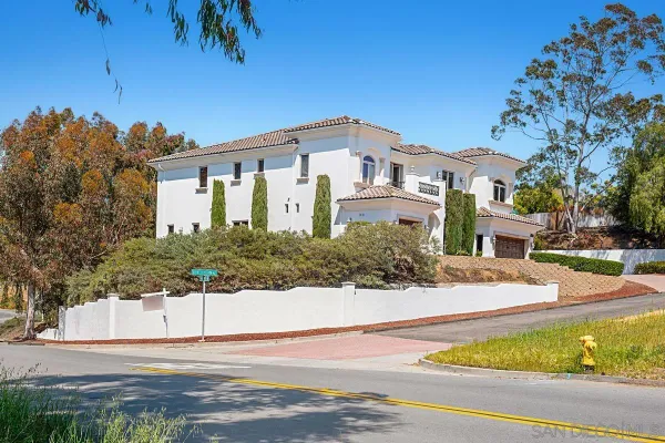 $1,959,000 | 3745 Vista Pointe, Bonita, CA 91902