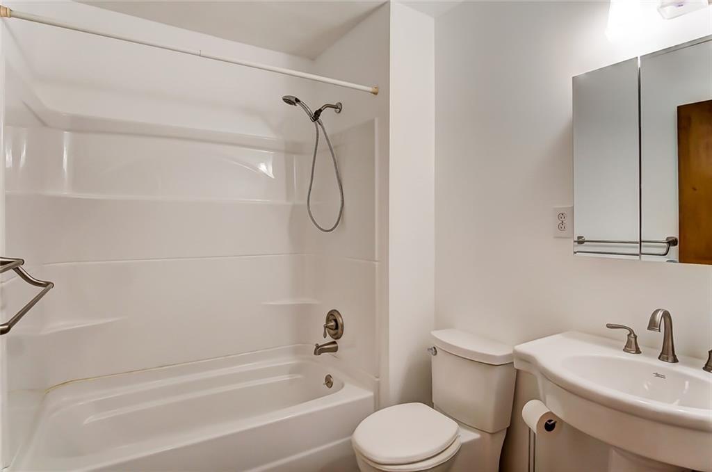 2118 Rutland Avenue Springfield, OH 45505 - Photo 12 of 24 Gallery Image 12